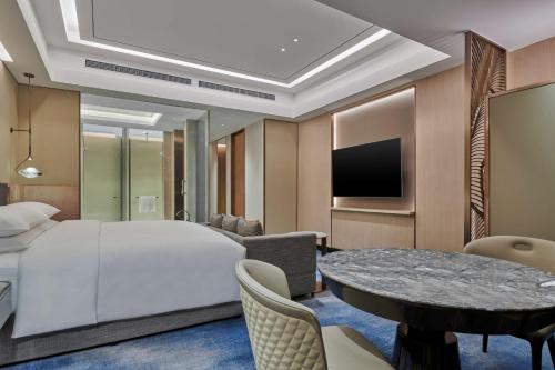 Hilton Yancheng