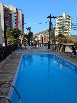 Apto pé na areia com piscina