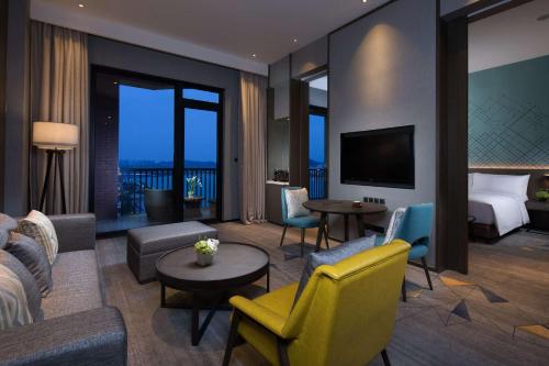 Doubletree By Hilton Qingdao Oriental Movie Metropolis