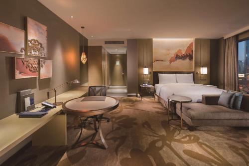 room detail thumbnail 1