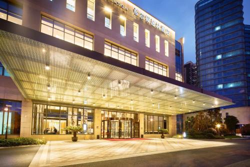 DoubleTree By Hilton Ningbo Beilun, Нинбо (фото 3)