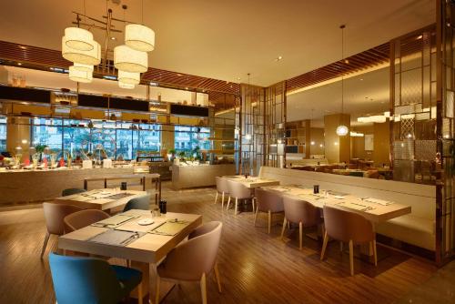 DoubleTree By Hilton Ningbo Beilun, Нинбо (фото 7)
