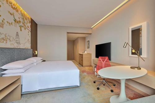 room detail thumbnail 1