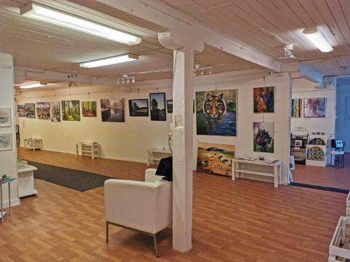 Tofta Konstgalleri-Familjelagenhet in Varberg