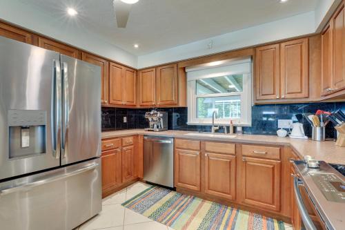 Palmetto Waterfront Vacation Rental with Boat Dock! in Palmetto, USA