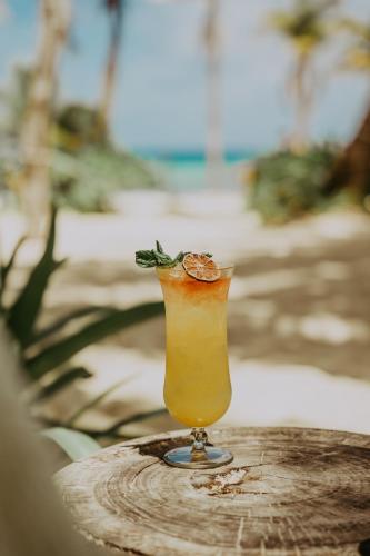 Petit Lafitte Beach Front Hotel & Bungalows - image 2