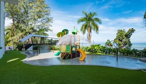 View, DoubleTree Resort by Hilton Penang in Batu Ferringhi
