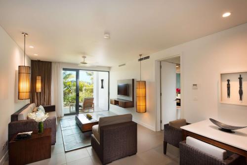 Hilton Fiji Beach Resort and Spa