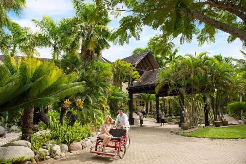 DoubleTree by Hilton Fiji - Sonaisali Island