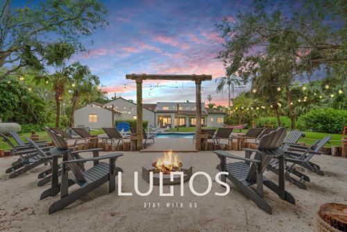 Luxe Retreat with Private Beach & Pool Paradise L53 in Miami, USA