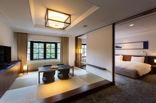 Premium Twin Room with Tatami