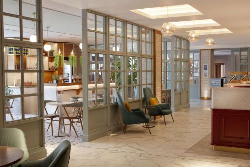 DoubleTree by Hilton Bath - main image