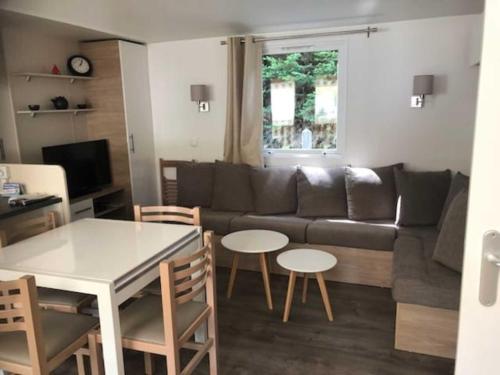 Mobil - Home 3 Chambres 8p - 191 bd