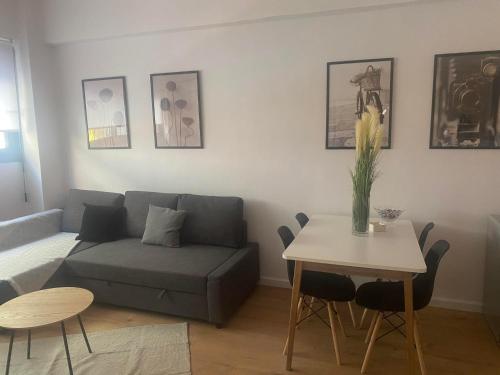 Cozy maisonette next to Plaka Room Type - One-Bedroom Apartment Cozy maisonette next to Plaka Room Type - One-Bedroom Apartment