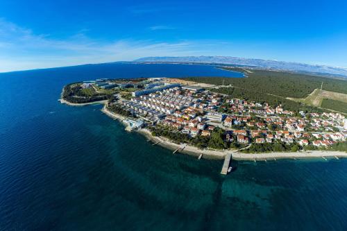 Apartments with a parking space Petrcane Zadar - 3300 - main image