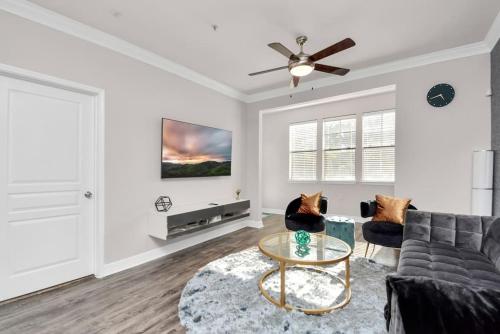 Luxury 1BR apt ,NRG ,Downtown ,Med Center,Galleria in Houston, USA