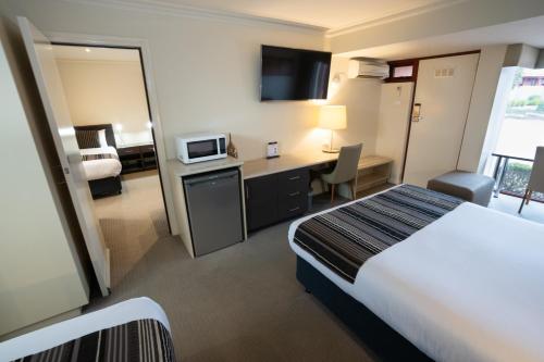 君主公园汽车旅馆