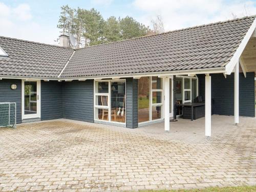  10 person holiday home in R dby in Rødby