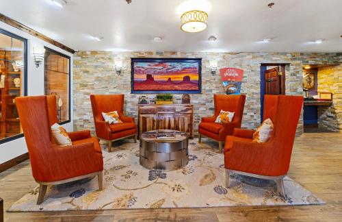 Desert Rose Resort & Cabins - 로비
