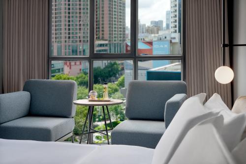 CYBO Station SSAW Shangpin Hotel Luohu Shenzhen