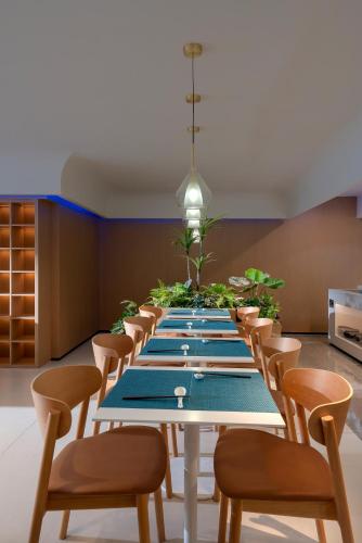 CYBO Station SSAW Shangpin Hotel Luohu Shenzhen