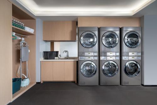 CYBO Station SSAW Shangpin Hotel Luohu Shenzhen