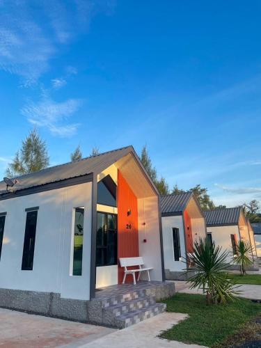 My Heaven Resort in Yan Ta Khao