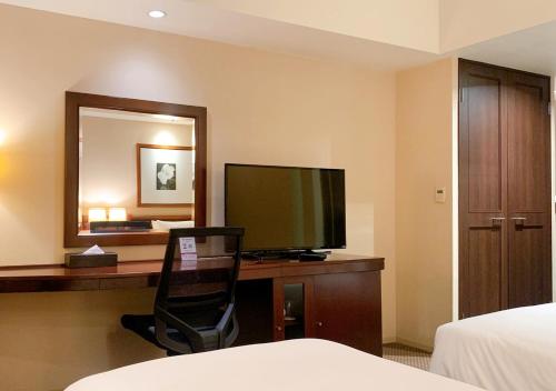 room detail thumbnail 1