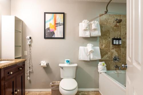 Inn at the Prom Oceanfront - image 14