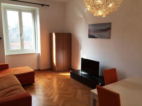 CASA ROSANNA comodo appartamento per 5 persone Trieste Centro