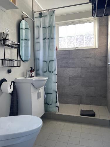 Bathroom, Løkke-bo in Lokken