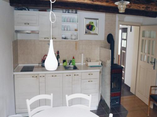 Tradicionalna zagorska drvena kuća Stara murva (Tradicionalna zagorska drvena kuca Stara murva) in Tuheļske Topļice