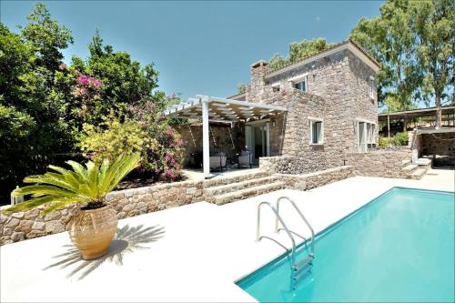 Miss Valentina-Modern Stone Villa in Aegina – khách sạn tại Perdika