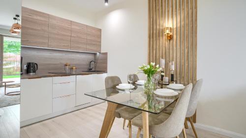 One-Bedroom Apartment image 5