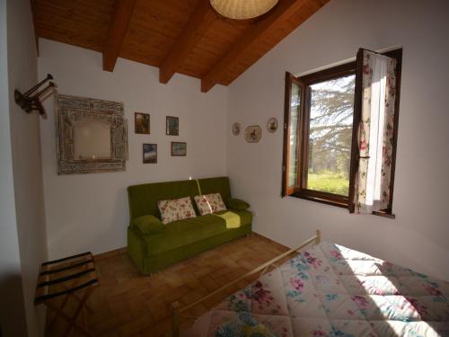  Picturesque farmhouse in Spoleto with swimming pool in Spoleto