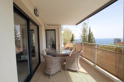 Krystal Palace B, Beausoleil
