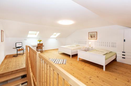 Apartment - Split Level