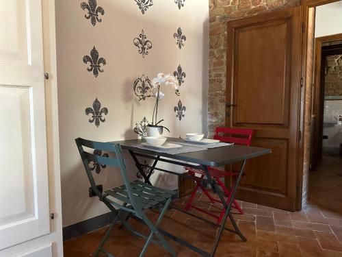 Tuscan Palace - Petit Apartment