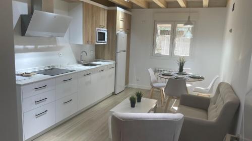 廚房, APARTAMENTOS AREKORATAS 255 y 256 in 奧爾韋加