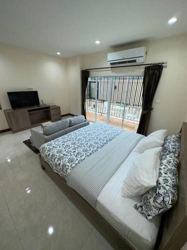 Small apartment near Boat Avenue