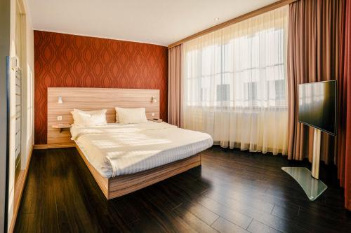 Standard Double Room image 3