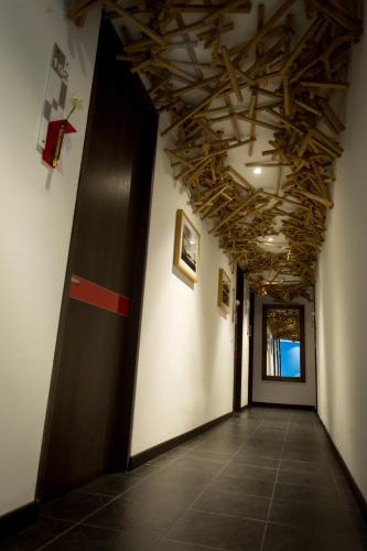 48390329 Hotel 104 Art Suites