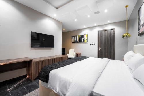 Giddel Apartment.