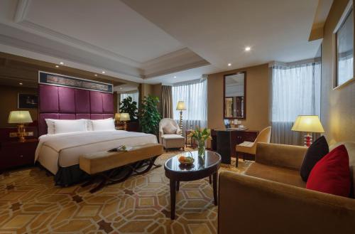 room detail thumbnail 1