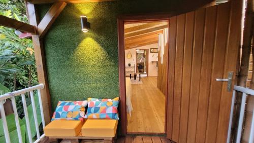 Balcony/terrace, Kalinao - Bungalow chic en nature in Les Abymes