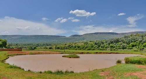 African Hills Safari Lodge & Spa