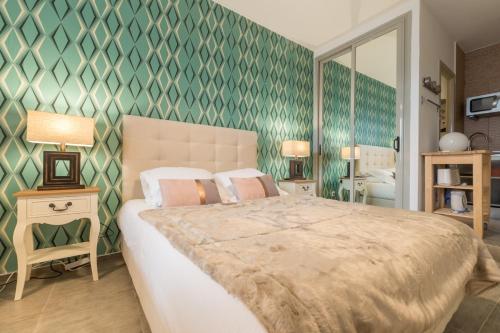 Santa Ana Boutique en Madrid 5