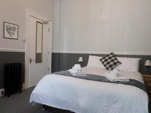 The Camberley - image 6
