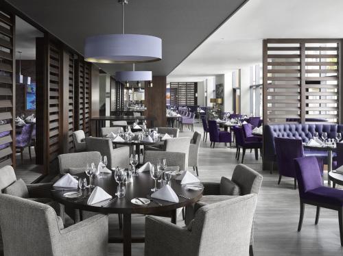 Restaurante, Radisson Blu Waterfront Jersey Hotel in Saint Helier