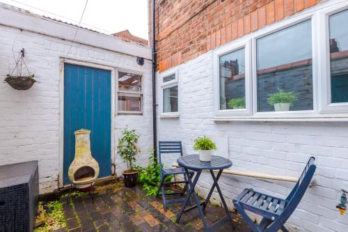 Stunning 2-Bed Home in Chester by 53 Degrees Property - Amazing location - Ideal for Couples & Groups - Sleeps 6